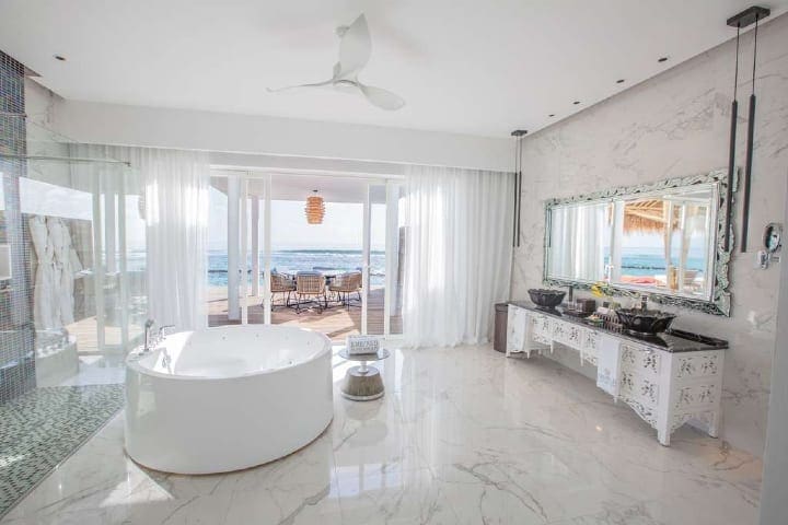 Emerald Maldives Resort and Spa bathroom