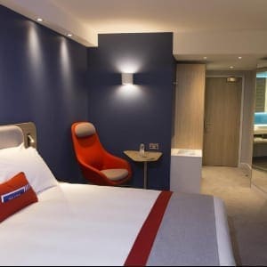 Holiday Inn Express Bicester opens