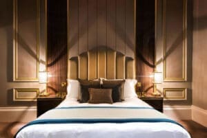 HotelREZ