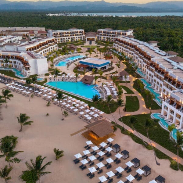 Hyatt Hotels Corporation 