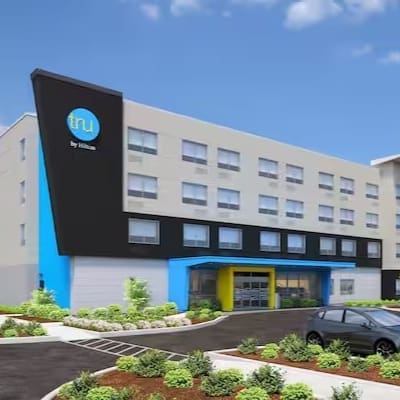 Resolute Road Hospitality