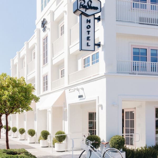 Bay Shores Peninsula Hotel