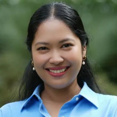 Naipaporn "Aom" Panlamoke