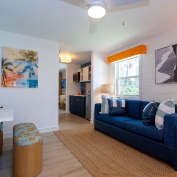 The Sunshine Hotel & Suites